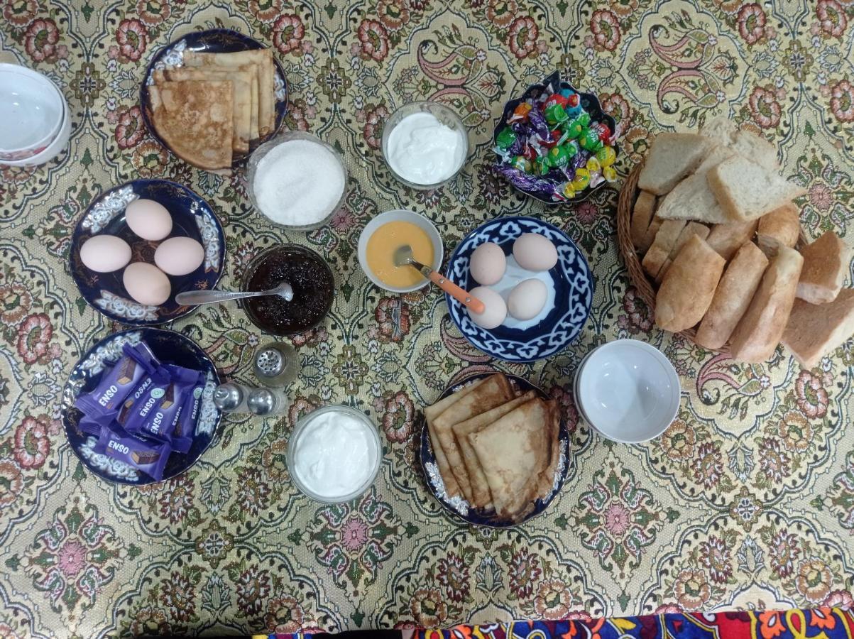 Zuhro Guest House บูคารา ภายนอก รูปภาพ